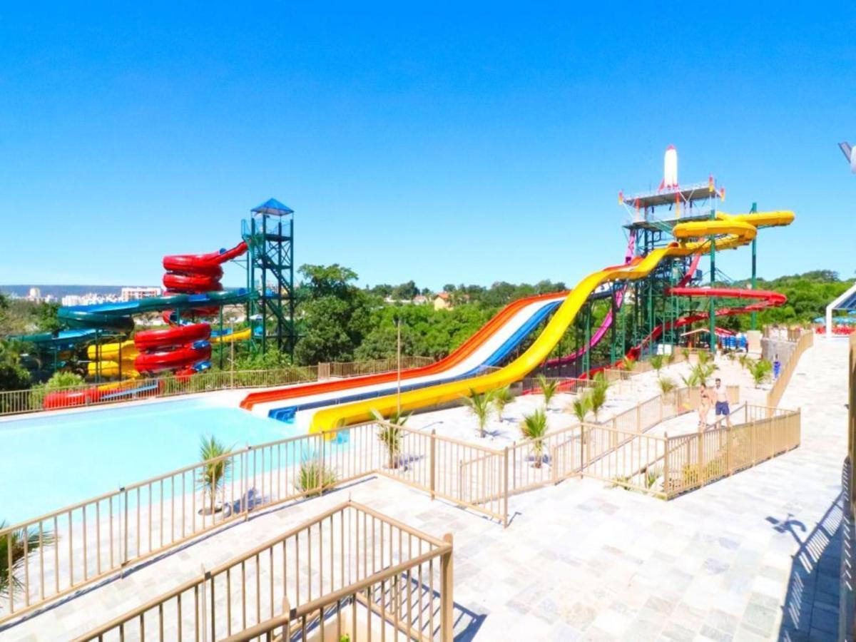 Diroma Resort Com Um Dia No Acqua Park Caldas Novas Bagian luar foto