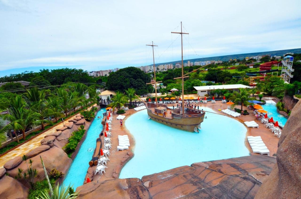 Diroma Resort Com Um Dia No Acqua Park Caldas Novas Bagian luar foto